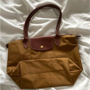 Longchamp, mustardy brown Le Pliage